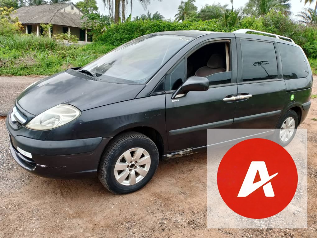 2002 Citroën C8 2.0 Petrol Manual