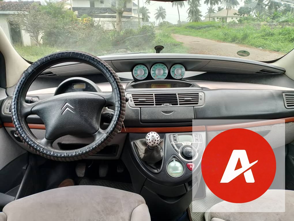 2002 Citroën C8 2.0 Petrol Manual