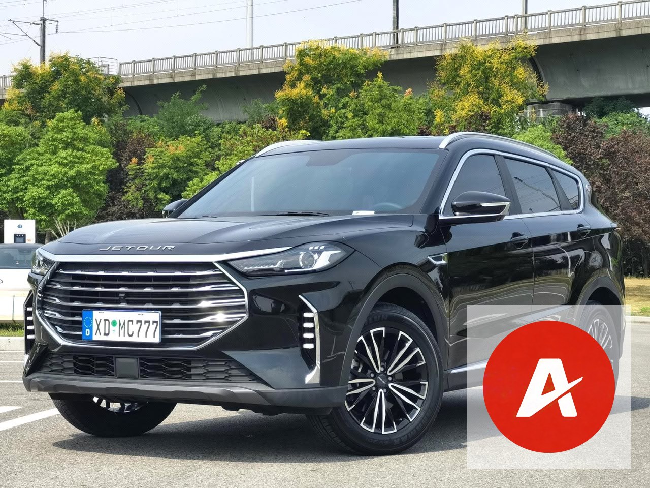  2022 JETOUR X70 PLUS 1.5T DCT – 7-SEATER SUV