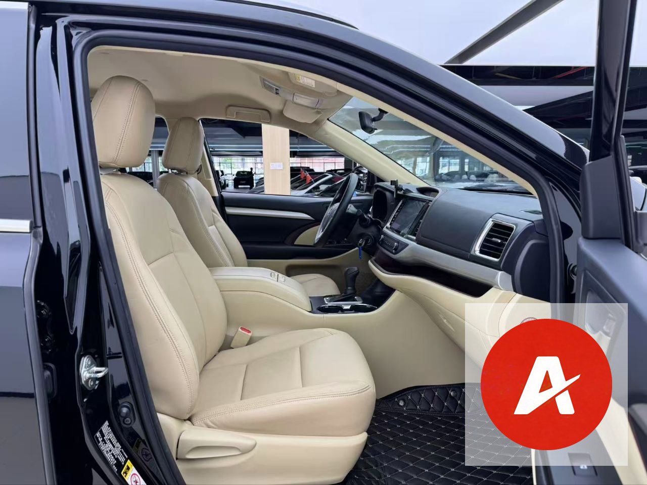 2018 Toyota Highlander 2.0T – Premium Family SUV