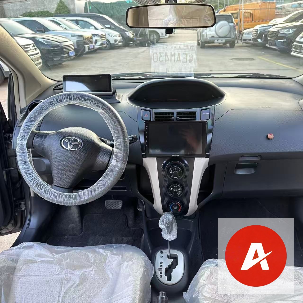 2012 Toyota Yaris 1.6L Automatic – Compact & Economical Hatchback
