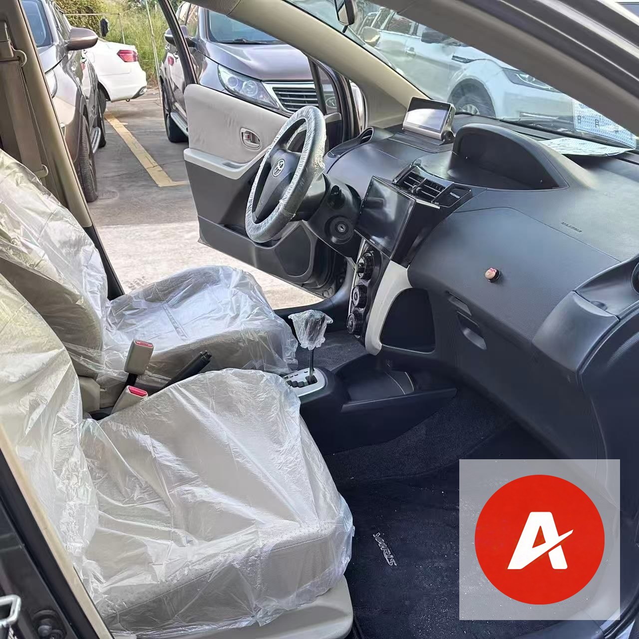 2012 Toyota Yaris 1.6L Automatic – Compact & Economical Hatchback