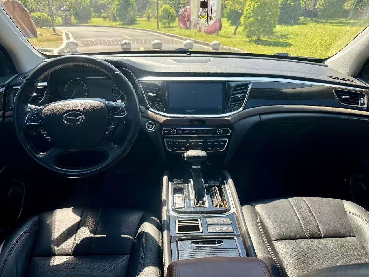 2017 GAC Trumpchi GS8 2.0T – 7-Seater Luxury SUV