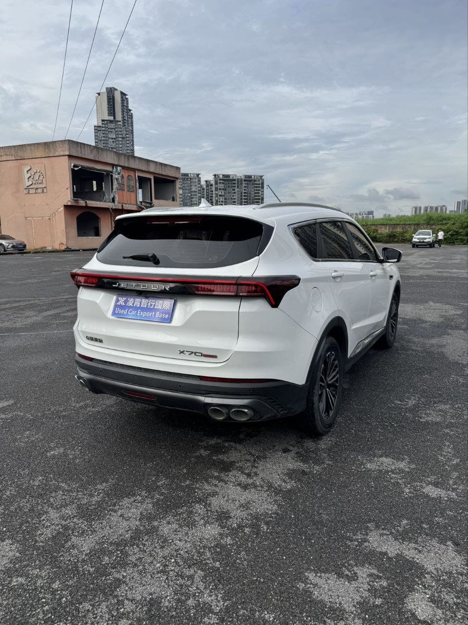 2022 Jetour X70 PLUS 1.5T DCT Premium – 7-Seater SUV