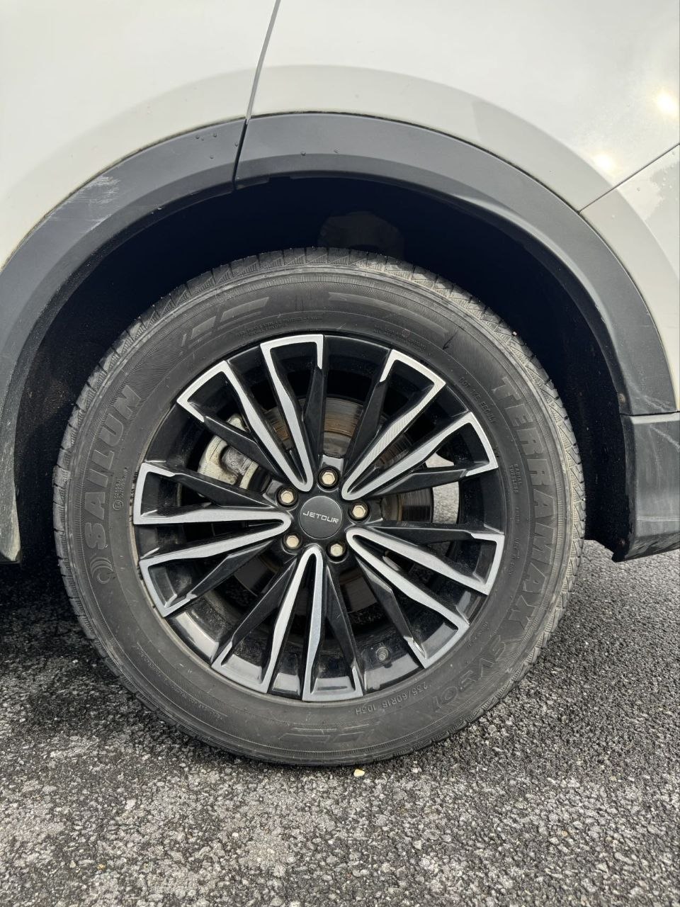 2022 Jetour X70 PLUS 1.5T DCT Premium – 7-Seater SUV