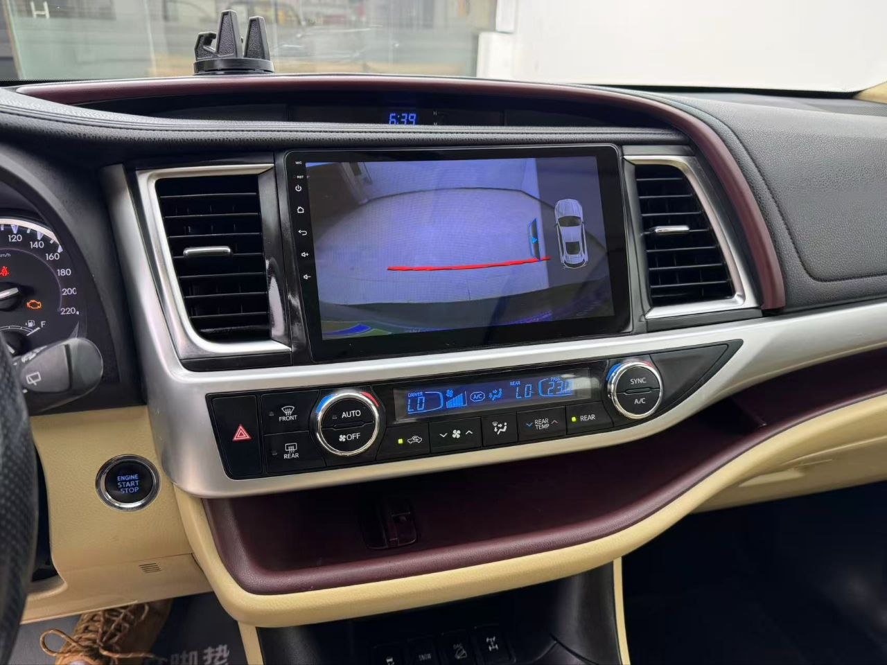 2017 Toyota Highlander 2.0T 4WD – 7-Seater Premium SUV