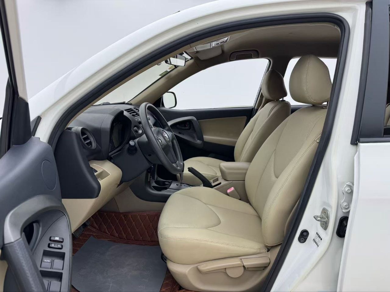 2012 Toyota RAV4 2.0L – Reliable, Practical & Fuel-Efficient SUV