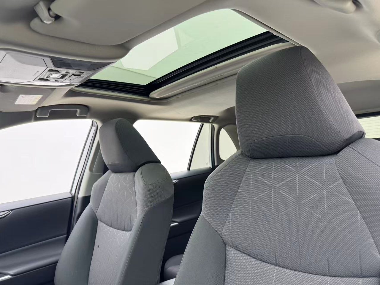 2020 Toyota RAV4 2.0L Petrol 4WD Automatic – White
