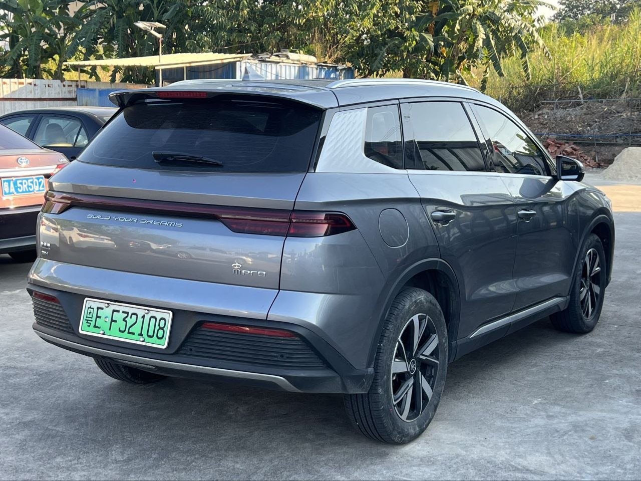 2023 BYD Song Pro DM-i Plug-in Hybrid SUV