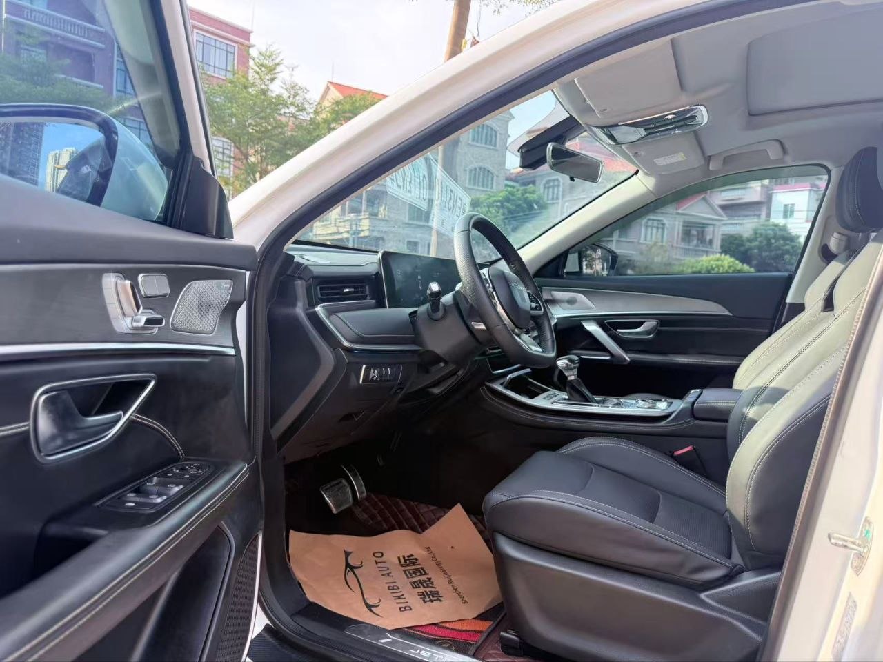 2022 Jetour X70 PLUS 1.6T DCT – 7-Seater SUV