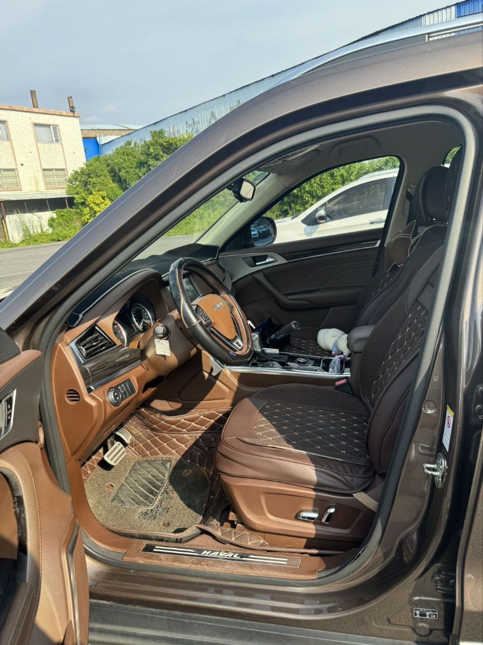 2017 Haval H7L 2.0T Automatic Luxury Edition – 7-Seater SUV