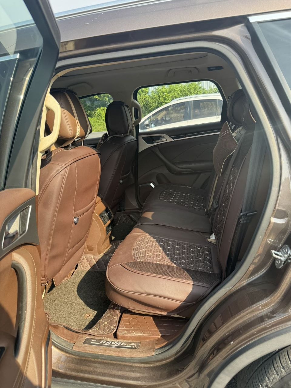 2017 Haval H7L 2.0T Automatic Luxury Edition – 7-Seater SUV