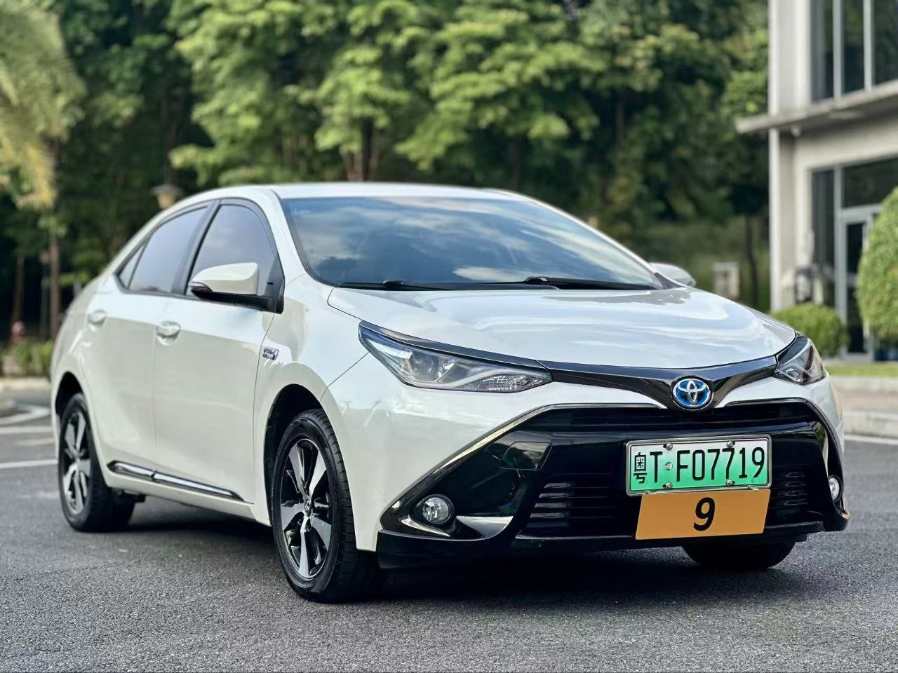 2019 Toyota Levin Twin Engine E+ Plug-in Hybrid Sedan
