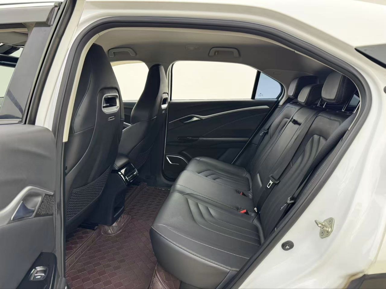 2022 Nezha U Pure Electric SUV