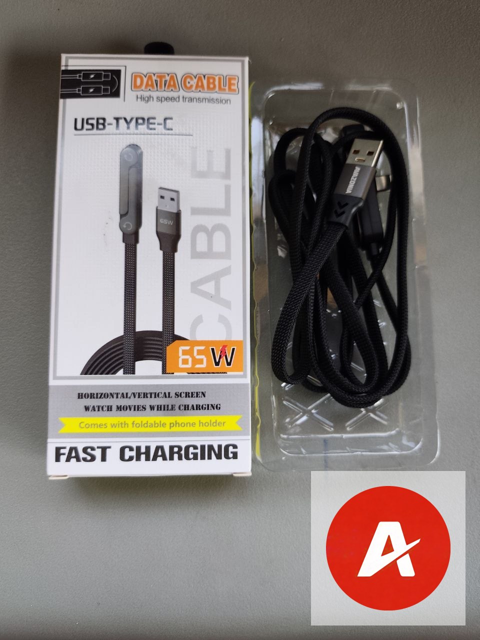 Avazonia 65W USB to Type-C Fast Charging Cable with Foldable Phone Stand