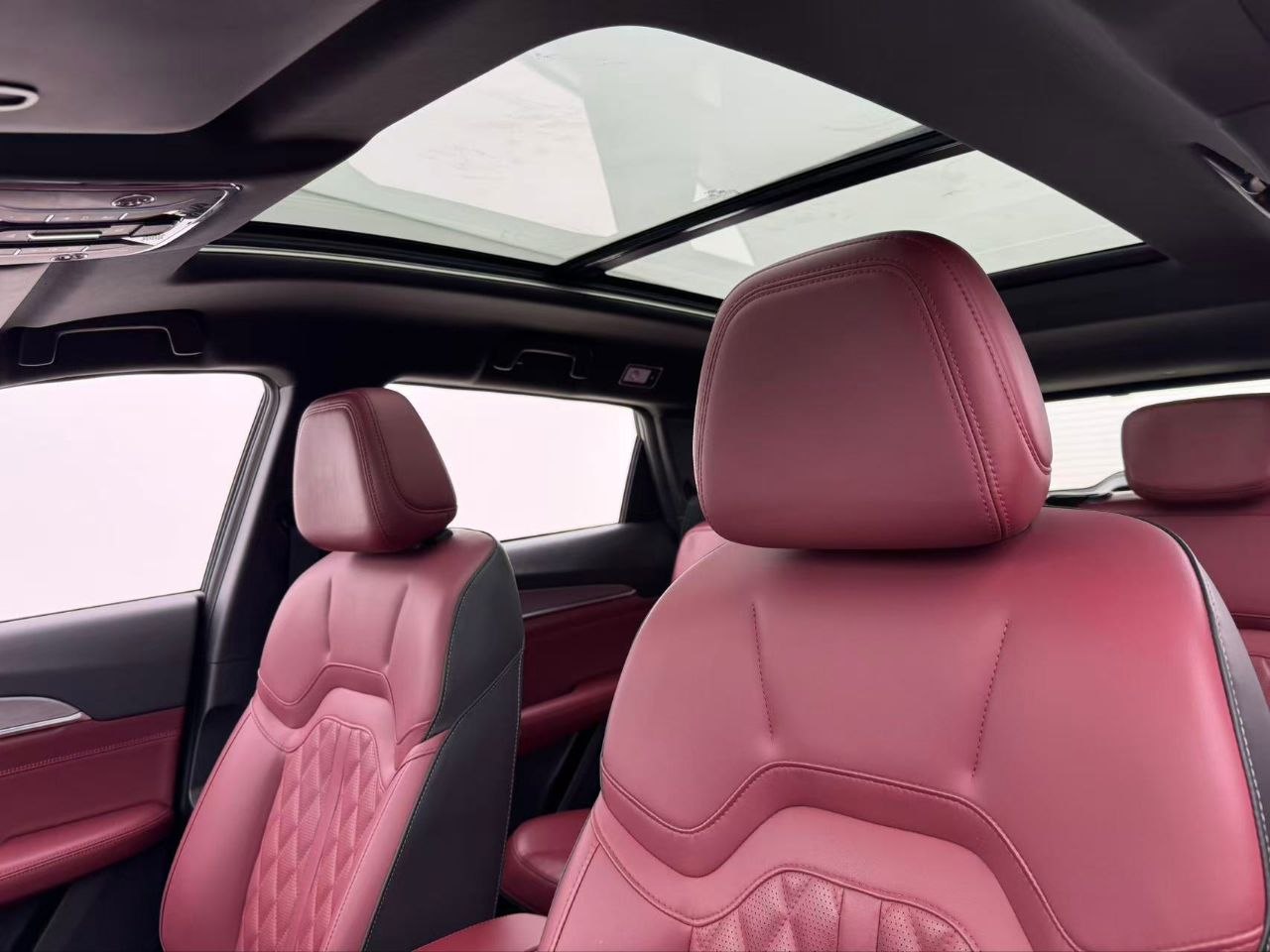 2023 Jetour X70 PLUS 1.5T DCT Brave PLUS – 7-Seater SUV