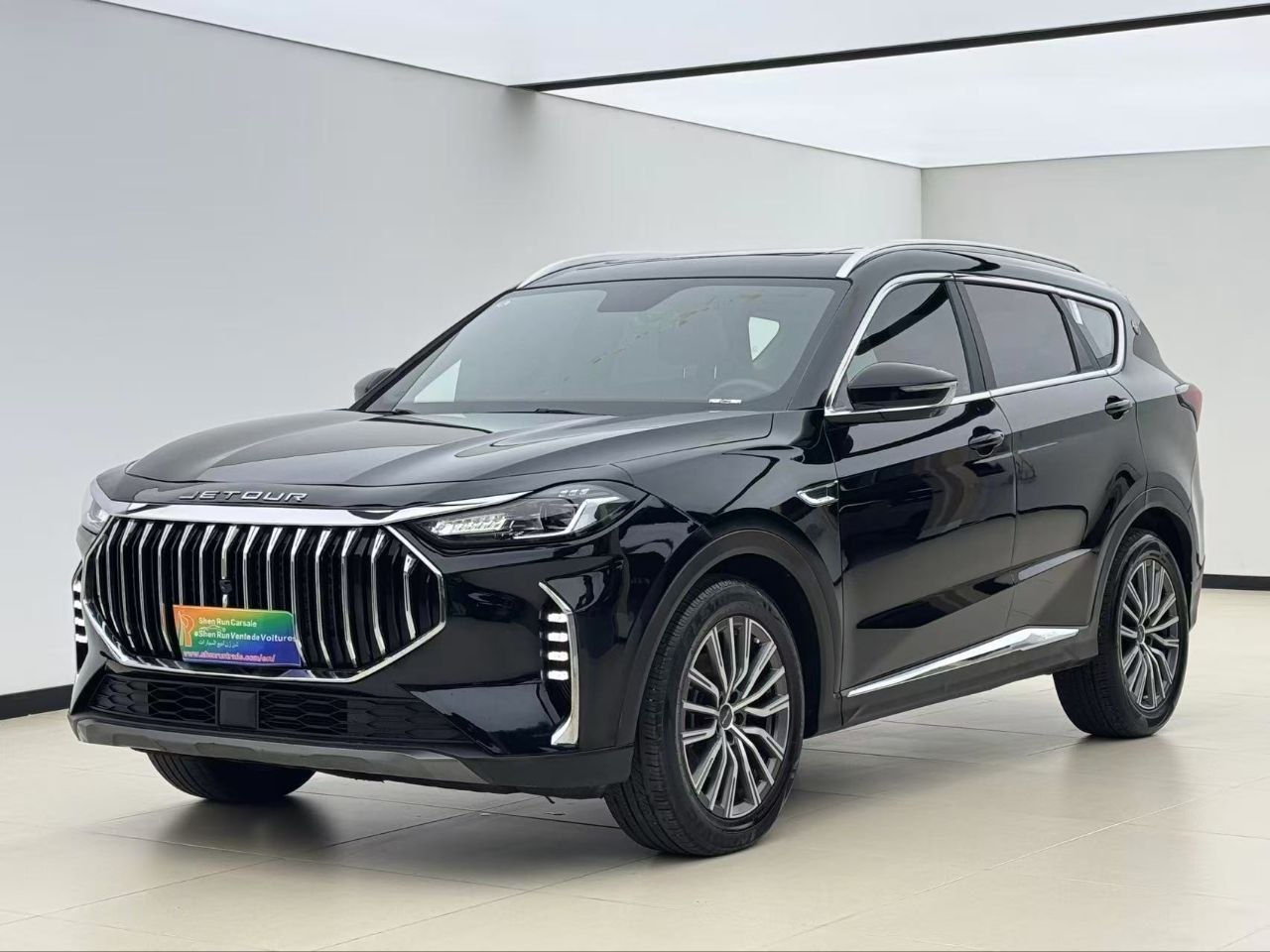 2023 Jetour X70 PLUS 1.5T DCT Brave PLUS – 7-Seater SUV