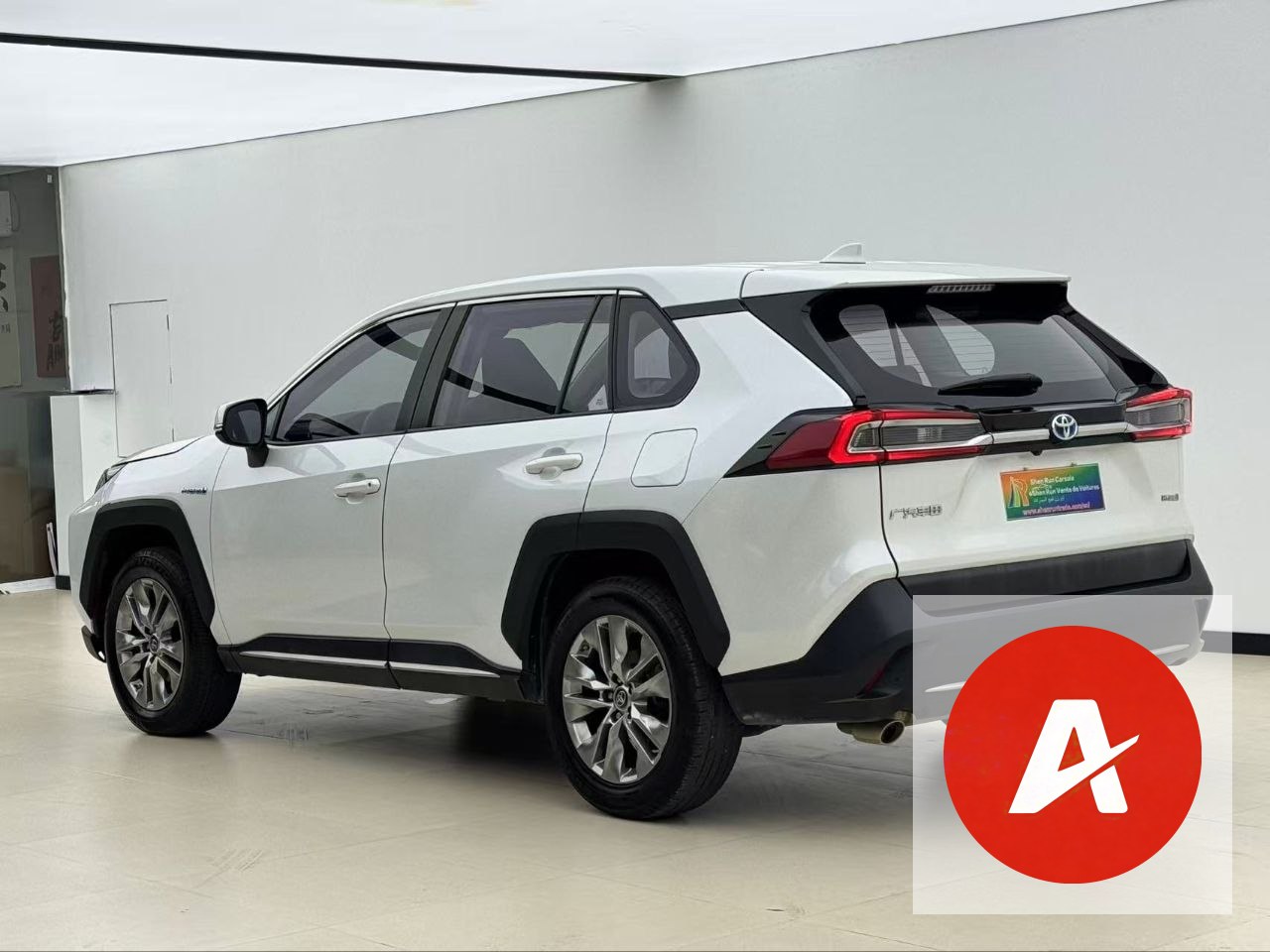 2021 Toyota RAV4 2.5L Hybrid – Premium Hybrid SUV